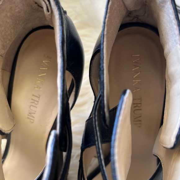 IVANKA TRUMP STRAPPY HEELS 7 1/2 MEDIUM BLACK - Picture 6 of 7
